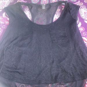 🌸Women’s Lg RUE21 black flowy tank w sheer inner layer